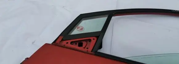 Mazda 5 Front door vent window glass four-door 