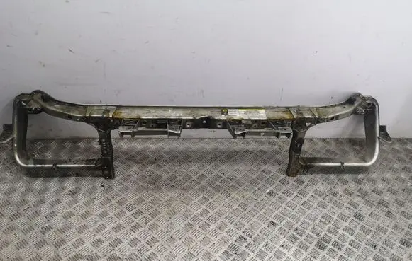 Chrysler 300 - 300C Radiator support slam panel