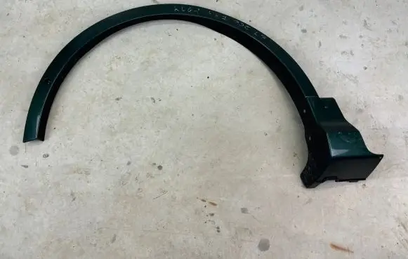 Front arch trim