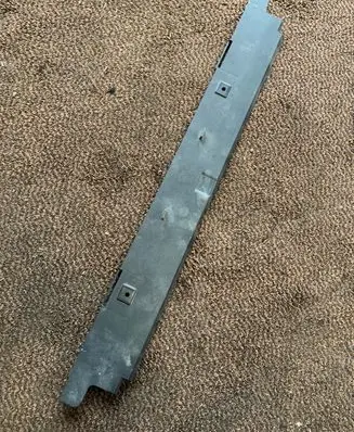 BMW 1 F20 F21 Top upper radiator support slam panel 7600543