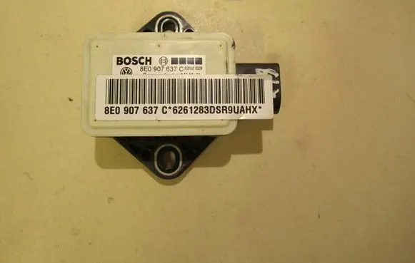 Audi A4 S4 B7 8E 8H ESP acceleration yaw rate sensor 8E0907637C