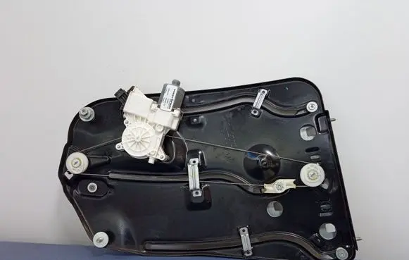 Rear door window regulator with motor