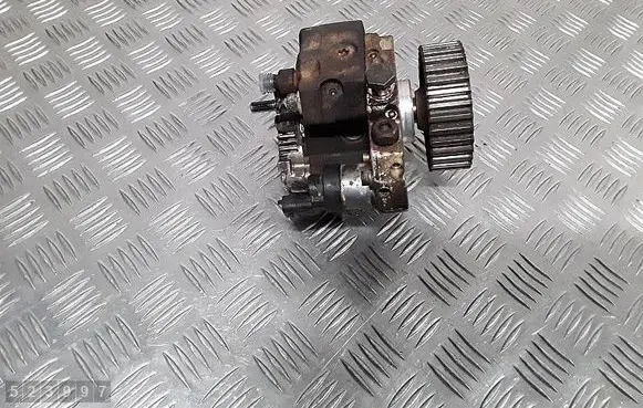 Peugeot 206 Fuel injection high pressure pump 0445010042 9637317380