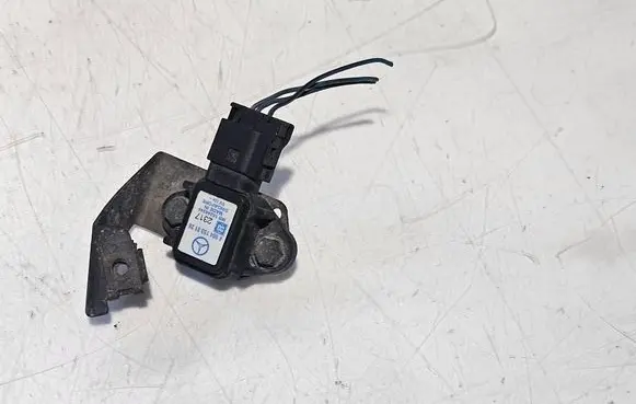 Mercedes-Benz A W168 Air pressure sensor A0041533128