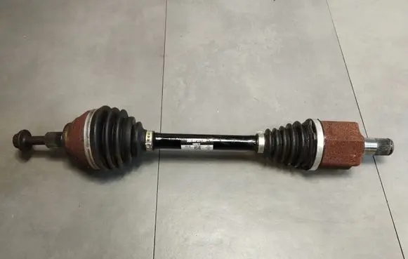 Front driveshaft