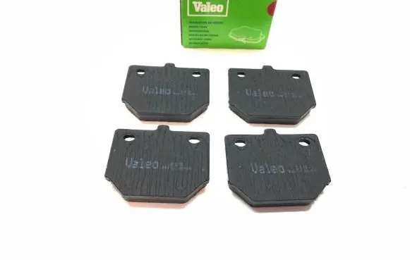 Daihatsu Charade Brake pads (front) 598209 449110020 04491-87701