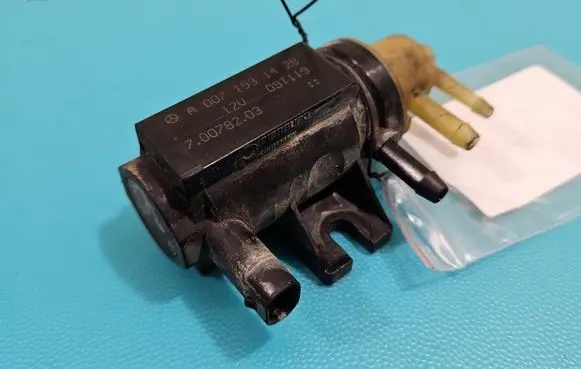 Mercedes-Benz GLK (X204) Turbo solenoid valve A0071531428 IMPRK1448837