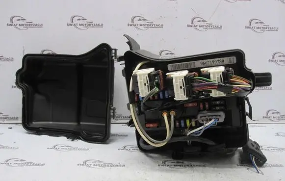 Fuse box set