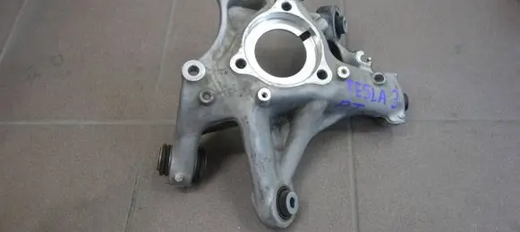 Tesla Model 3 Rear wheel hub spindle/knuckle 104441600G 220283C61970