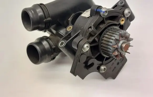 Audi A4 S4 B8 8K Water pump 06J121026AC 06H121008B