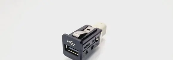 BMW 5 F10 F11 USB socket connector 61319167196 9167196