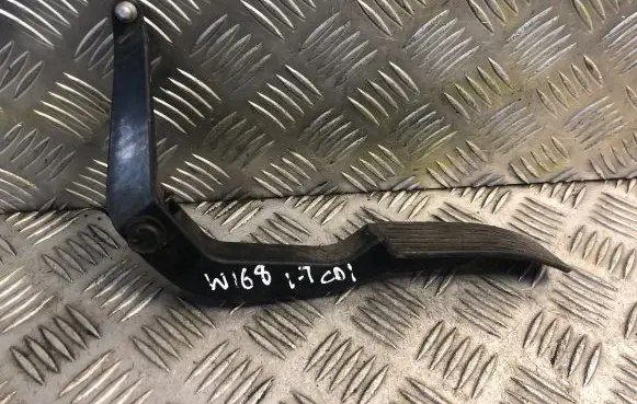 Mercedes-Benz A W168 Accelerator throttle pedal 1683000625