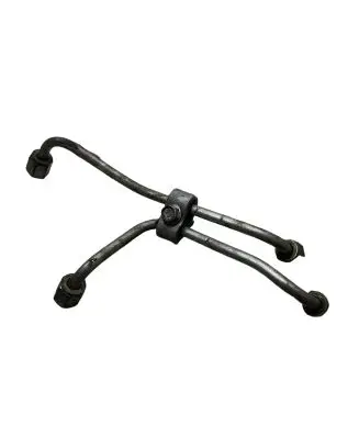 Toyota Verso Fuel injector supply line/pipe 