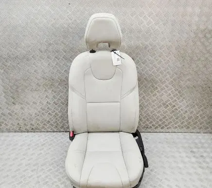 Volvo V40 Front driver seat 31366090