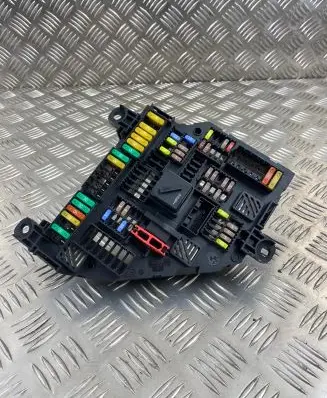 BMW X4 F26 Fuse module 1670498