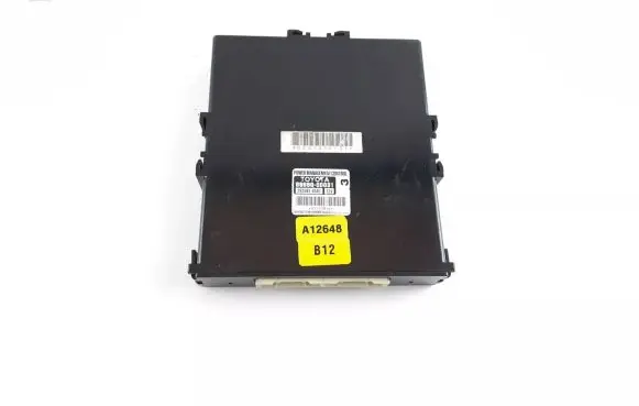 Toyota Yaris Engine control unit/module ECU 896900D031 2830010581