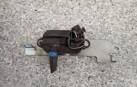 Mazda 5 Reversing light switch sensor 