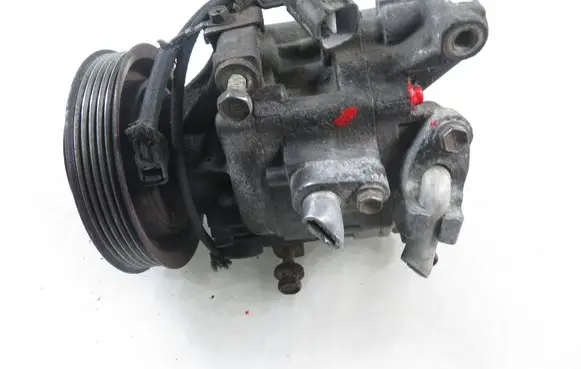 Toyota Yaris Air conditioning (A/C) compressor (pump) 