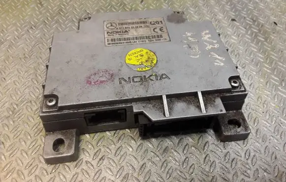 Mercedes-Benz E W211 Phone control unit/module 2118702426 A2118702426