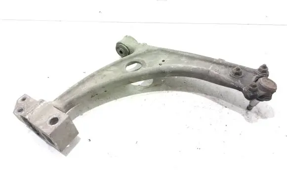 Volkswagen PASSAT B6 Front lower control arm/wishbone
