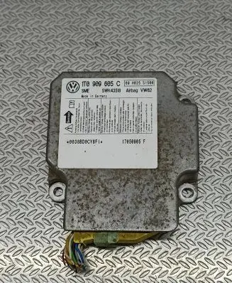 Volkswagen Touran I Airbag control unit/module 1T0909605C 5WK43518 09H025S1500