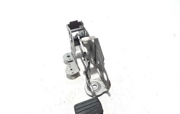 Renault Megane III Brake pedal 465010015R
