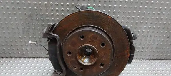 Mercedes-Benz A W168 Front wheel hub spindle knuckle 6813