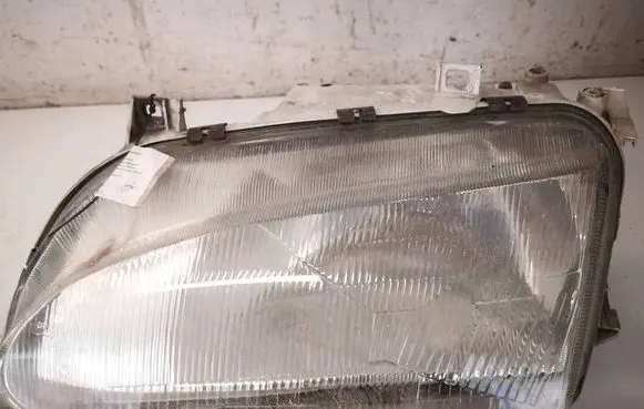 Seat Alhambra (Mk1) Headlight/headlamp 1305235254 7M1941015J