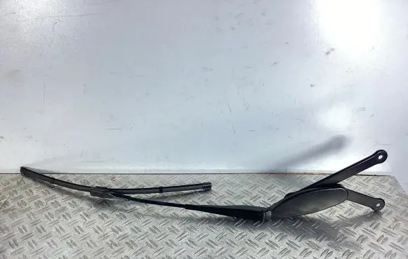 Mercedes-Benz GLC X253 C253 Front wiper blade arm A2058240219