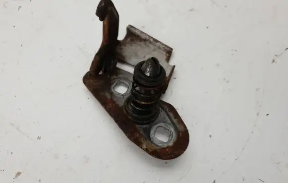 BMW 3 E36 Engine bonnet (hood) release handle 11060