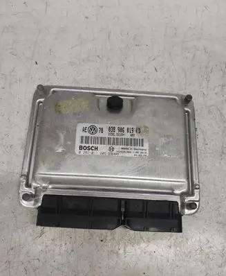 Volkswagen PASSAT B5.5 Engine control unit/module 038906019KD