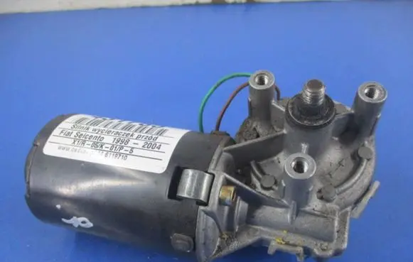 Fiat Seicento/600 Front wiper linkage and motor