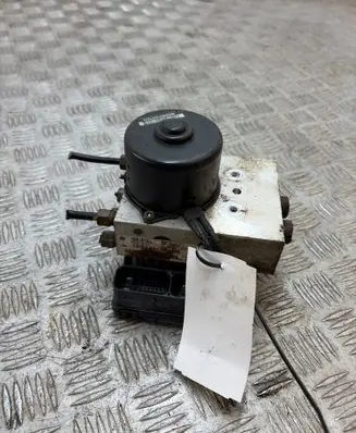 Chrysler Voyager ABS Pump 04683932ABA