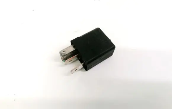 Iveco Daily 40.8 Other relay 504079024 67750