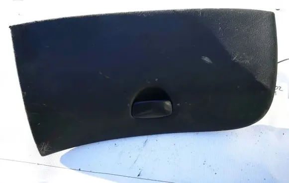 Renault Laguna II Glove box