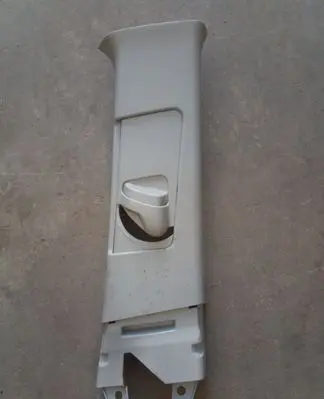 Toyota RAV 4 (XA40) (B) pillar trim (top)