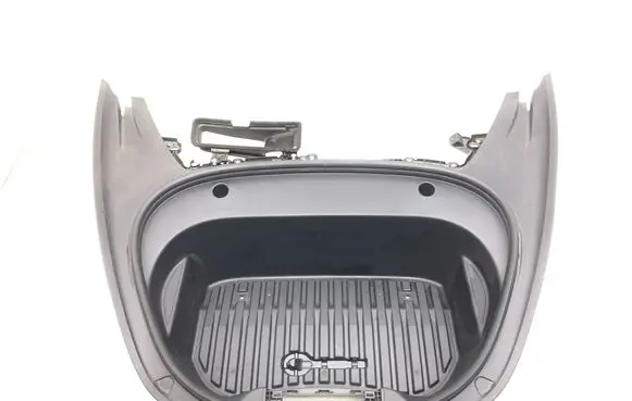 Tesla Model 3 Front trunk storage compartment 152673800B