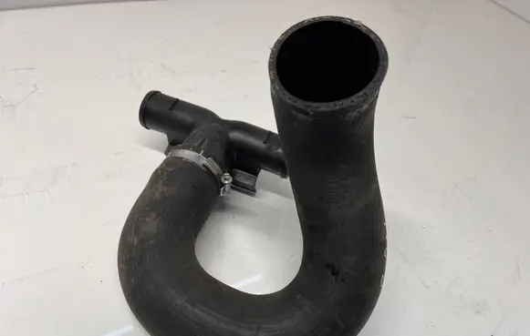 Land Rover Range Rover Sport L494 Intercooler hose/pipe CPLA6K769CPIA08