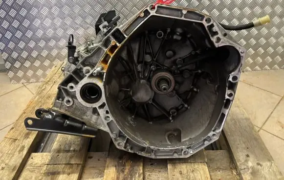 Renault Express Manual 5 speed gearbox