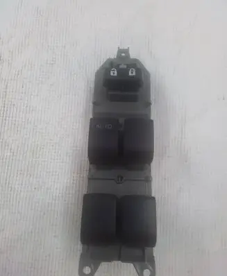 Toyota Auris 150 Electric window control switch 192835