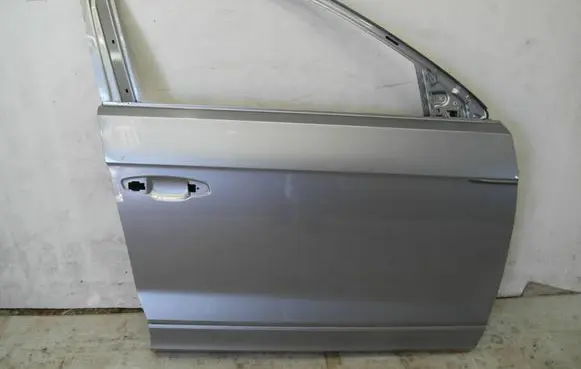 Volkswagen T-Roc Front door 2GA831312F