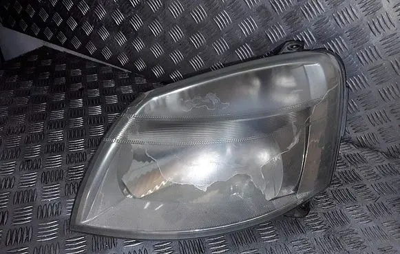 Peugeot Partner Headlight/headlamp