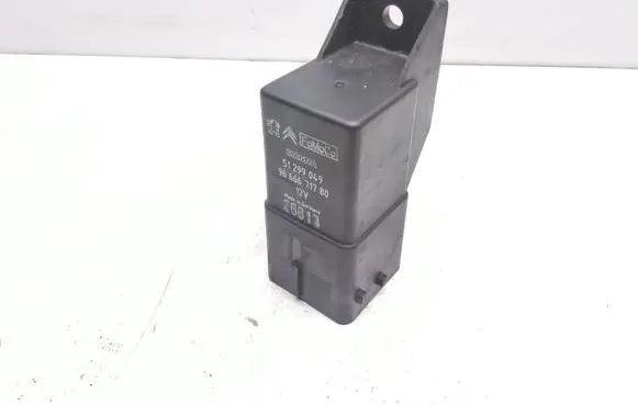 Volvo S60 Glow plug pre-heat relay 9666671780