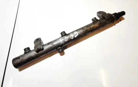 Jeep Grand Cherokee (WK) Fuel main line pipe a6420700695 002.0622100005