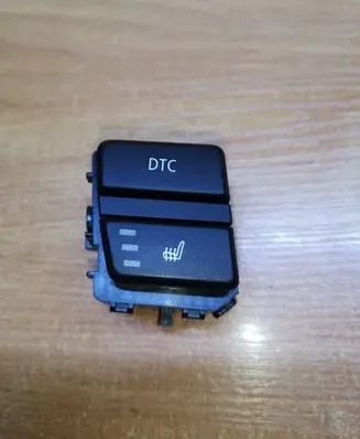 BMW 5 E60 E61 Seat heating switch 913788304