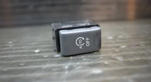 Nissan Qashqai Handbrake/parking brake auto hold switch 