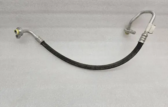 Volvo XC40 Air conditioning (A/C) pipe/hose 31694880