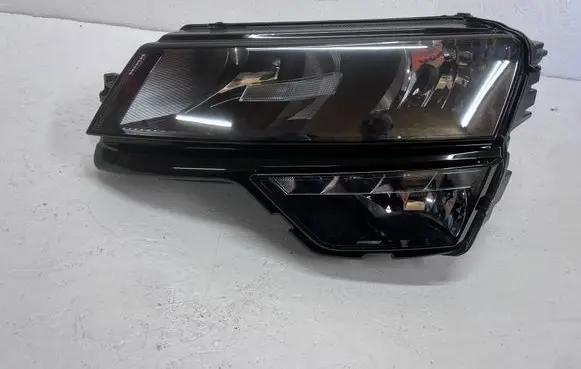 Skoda Karoq Headlight/headlamp 57B941015A