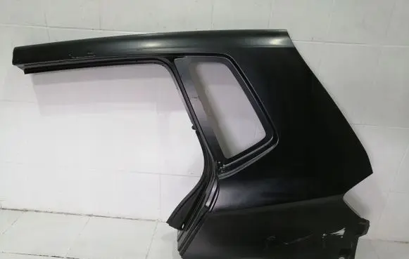 Volkswagen Golf Sportsvan Rear quarter panel 