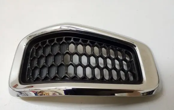 Jeep Cherokee Front grill 68138335AB